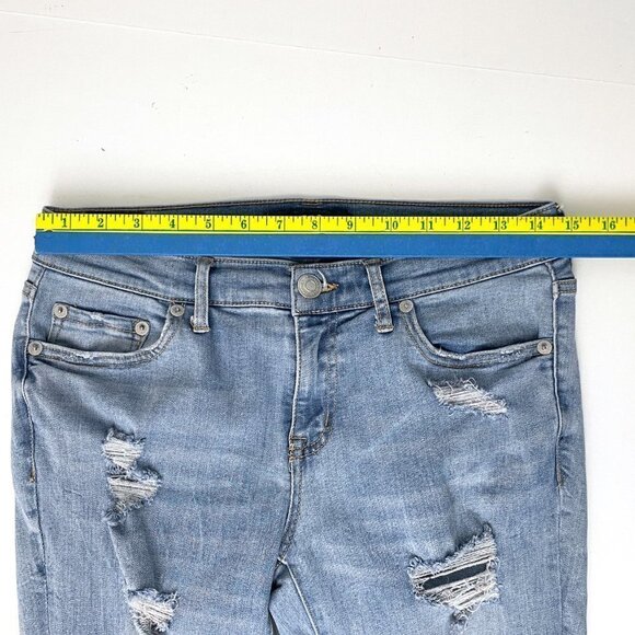 Aero Women's Low Rise Skinny Jeans Light Wash Distressed size 8 length 29" - Picture 3 of 8